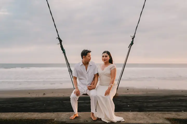 Bali prewedding photoshoot beach swing